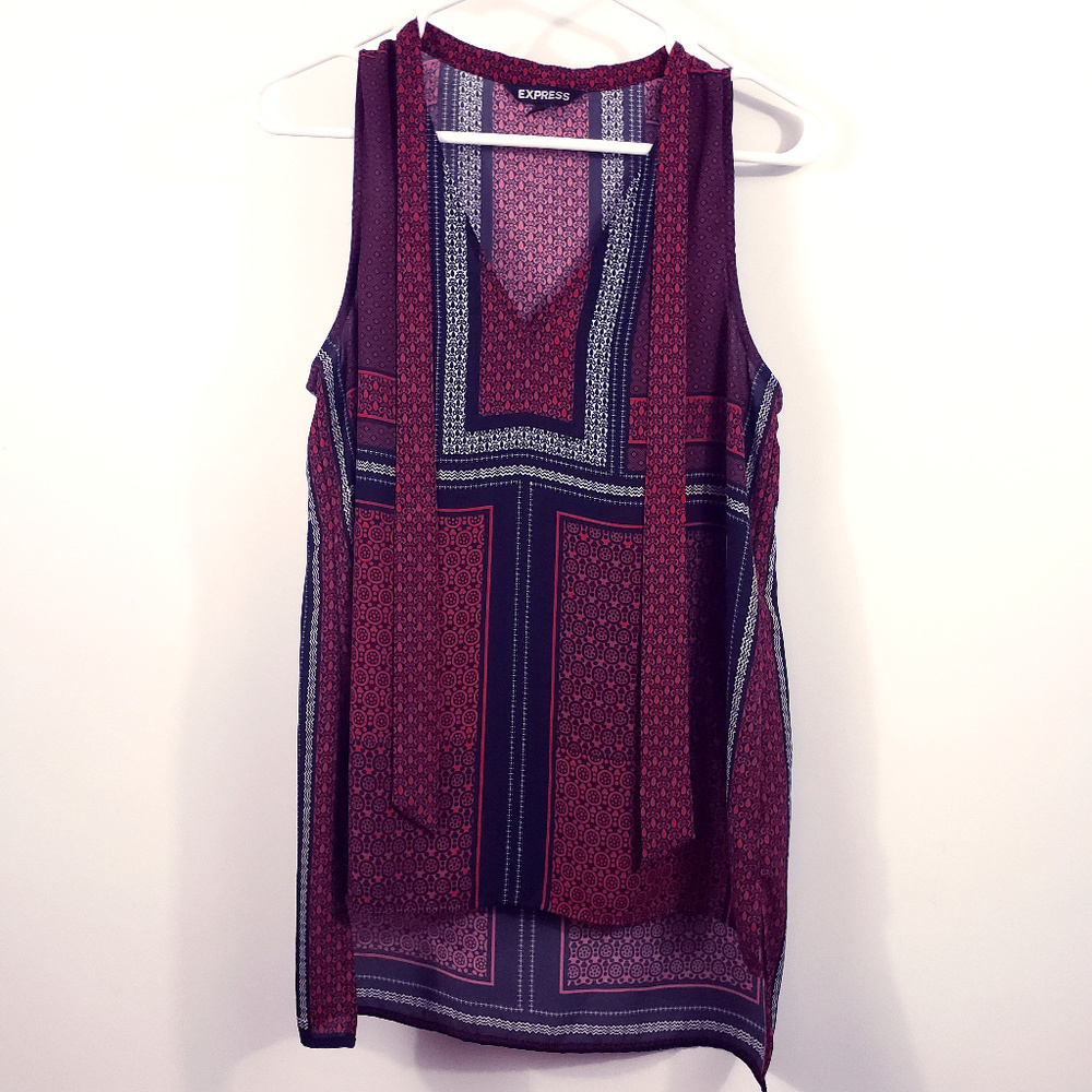 Express women's sleeveless blouse size small